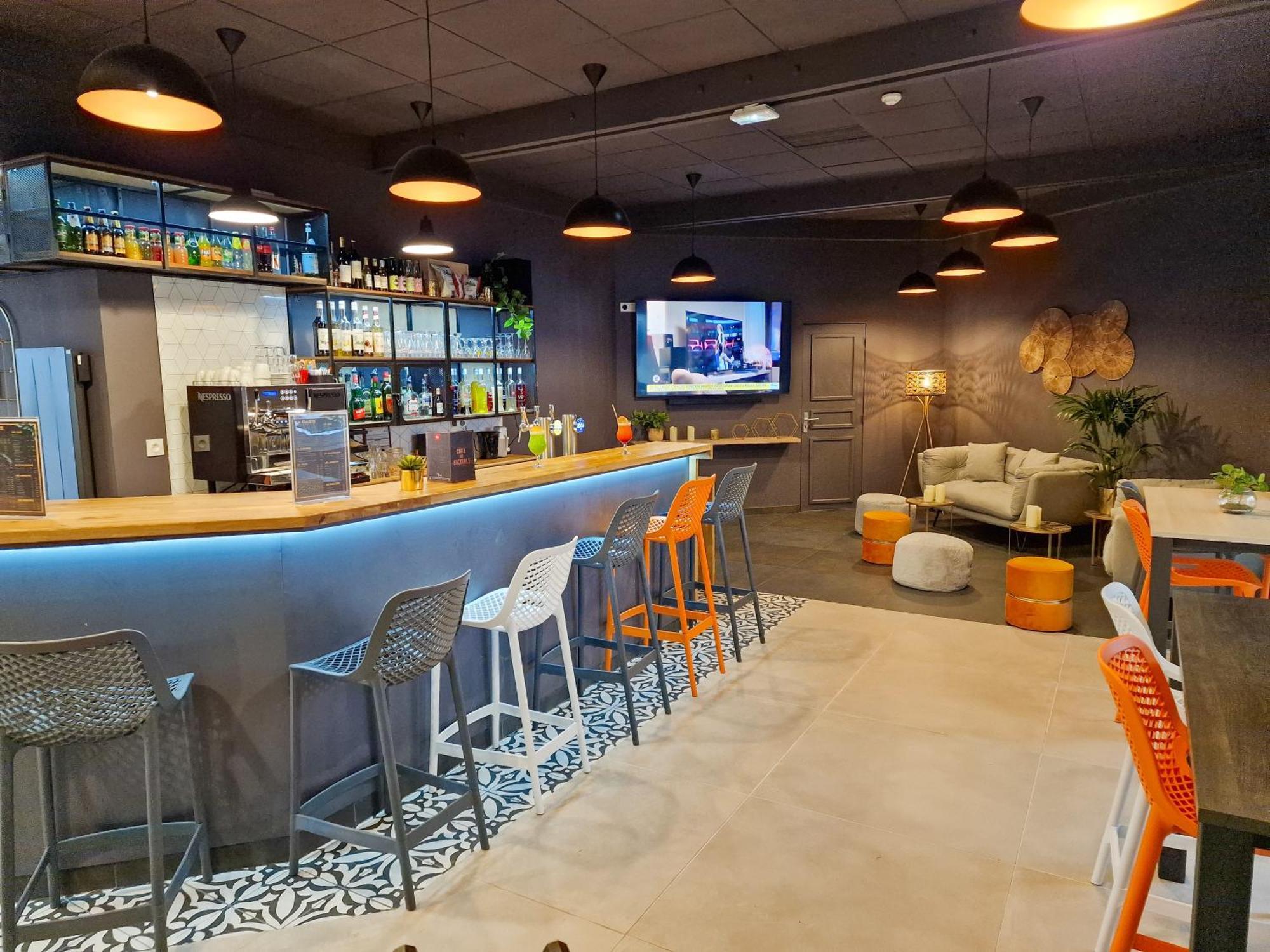 宜必思朗布依埃酒店 外观 照片